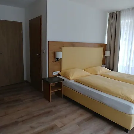 Flip Boutique-Hotel Ziel - Modern Stay & Urban Food Grenzach-Wyhlen