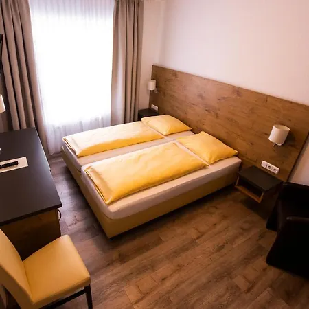 호텔 Zum Ziel & Restaurant Bei Basel 3*